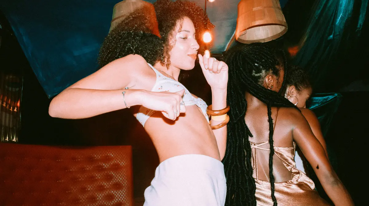 Why Happy Hour Events Are Perfect for Networking in Miami